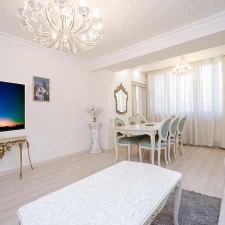 5A Beautiful Apartment In The Center Of The Capital Photo Original Γιερεβάν Εξωτερικό φωτογραφία
